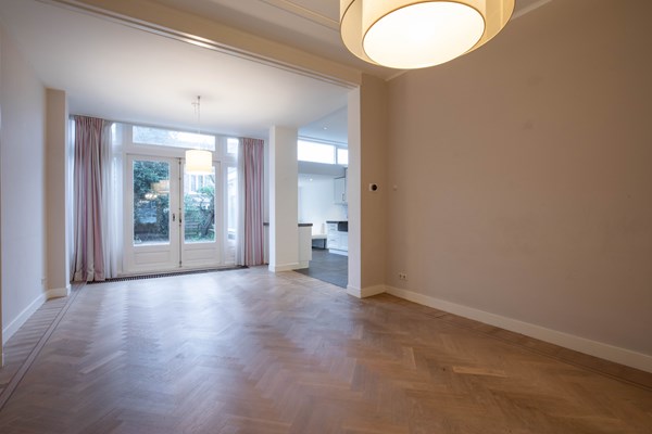 Medium property photo - Jozef Israëlslaan 31, 2596 AM The Hague